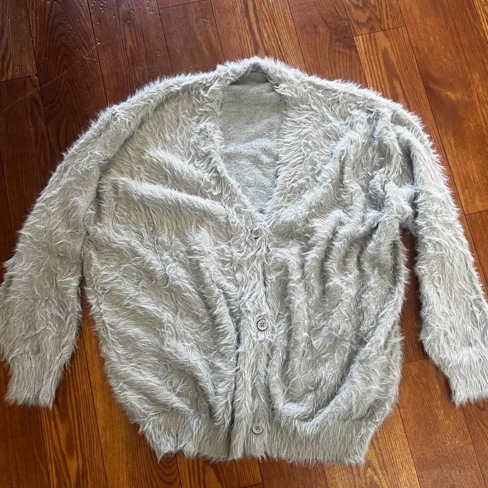 NWOT Fuzzy grey oversized cardigan